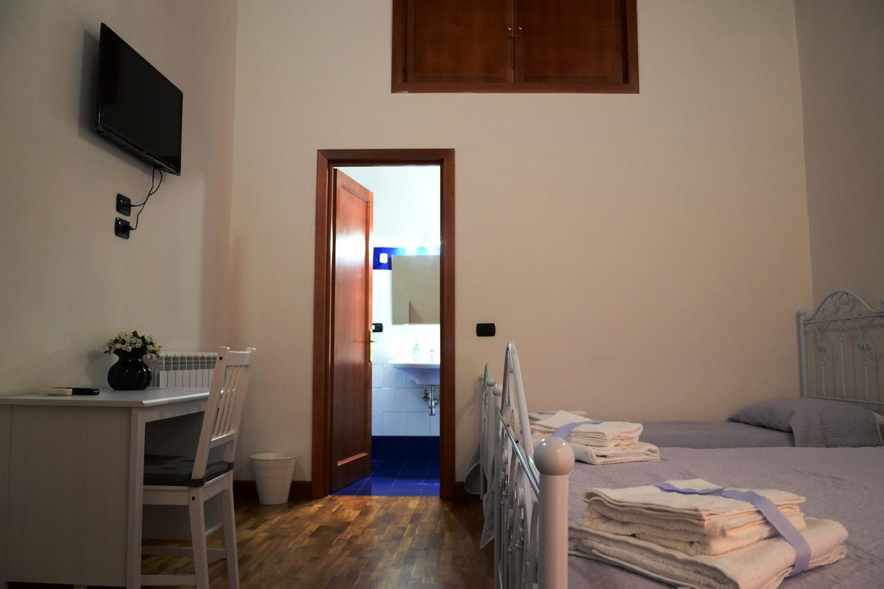 O' Sole E' Napule Bed and Breakfast Napels Buitenkant foto